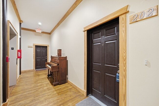 Photo - 215 W Norma St Unidad 202