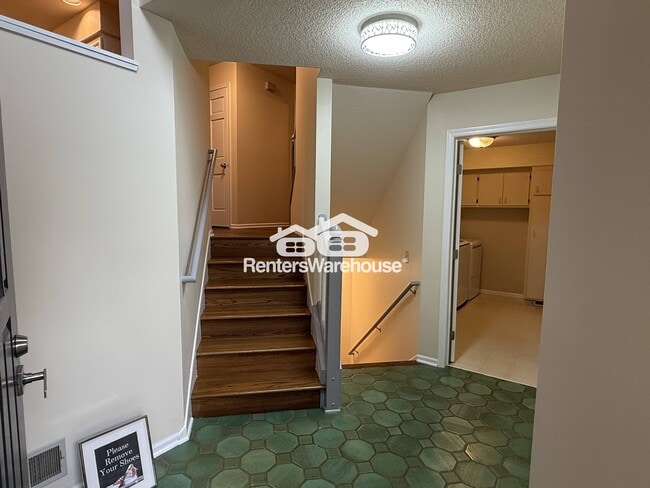 Photo - 7406 Cahill Rd