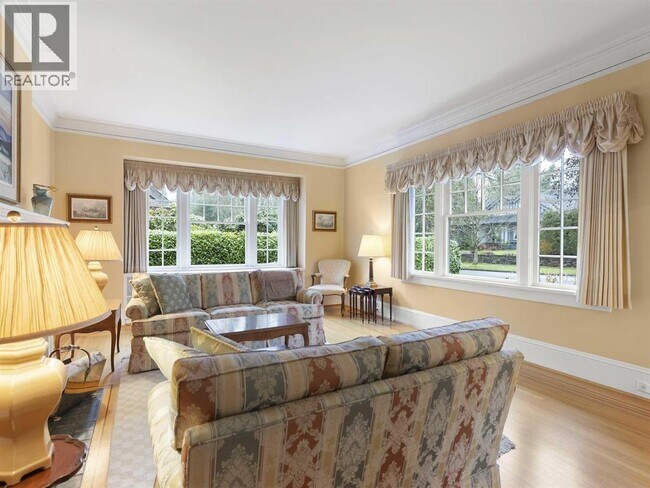 Photo - 4XXX Marguerite St