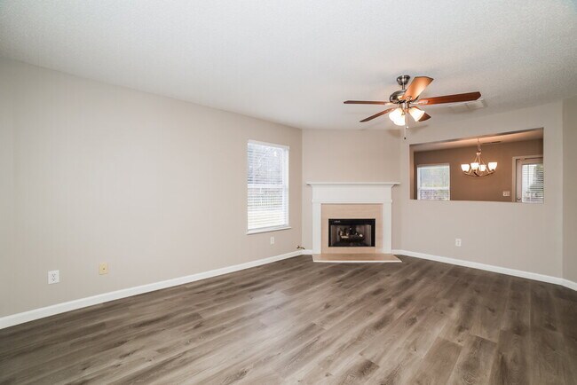 1036 Sycamore Ln