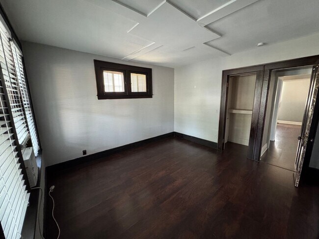 Photo - 120 S West St Unit D097-1 S West 120  1 - Lower