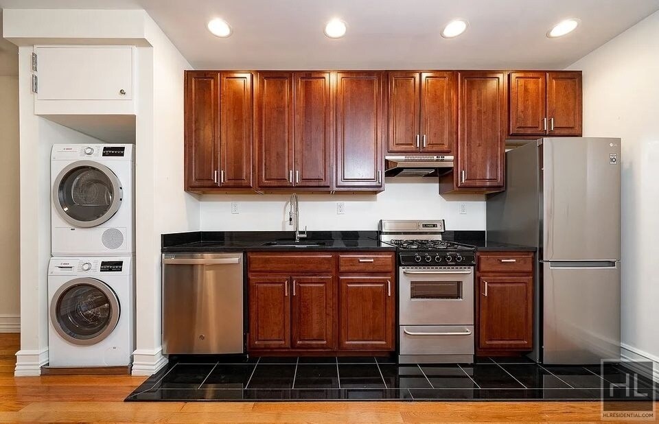 Photo - Central Park!! Rent Stabilized 1BR and WD ... Unit 4BE