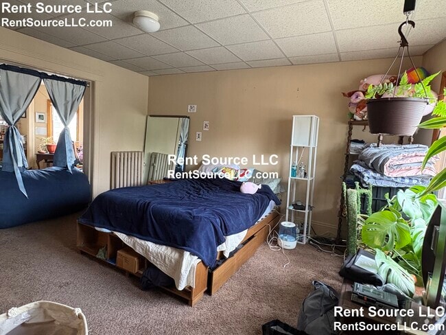 Building Photo - 325 Main St Unit 2 Rental