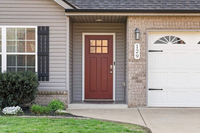 Photo - 129 Ambridge St