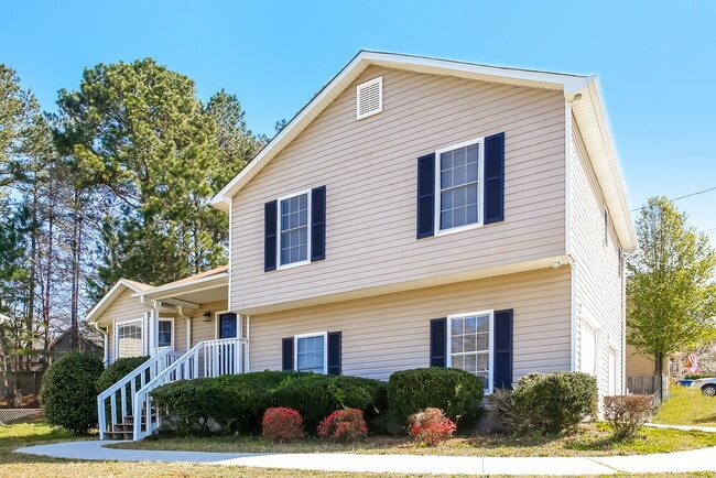 Photo - 301 Ivy Crest Dr