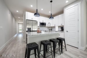 Photo - 817 7th Ave N