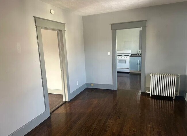 Photo - 404 Exchange Ave Unit 2