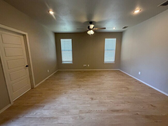 Photo - 2411 Quitman Ave Unit A