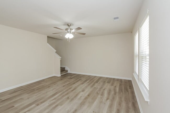 Photo - 7810 Shadow Lawn Rd