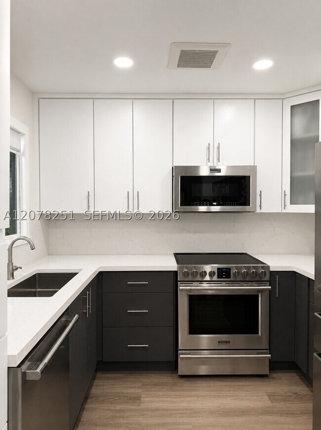 Photo - 3295 Cocoplum Cir Unit 3323