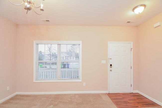 Photo - 4910 Little Bud Ln