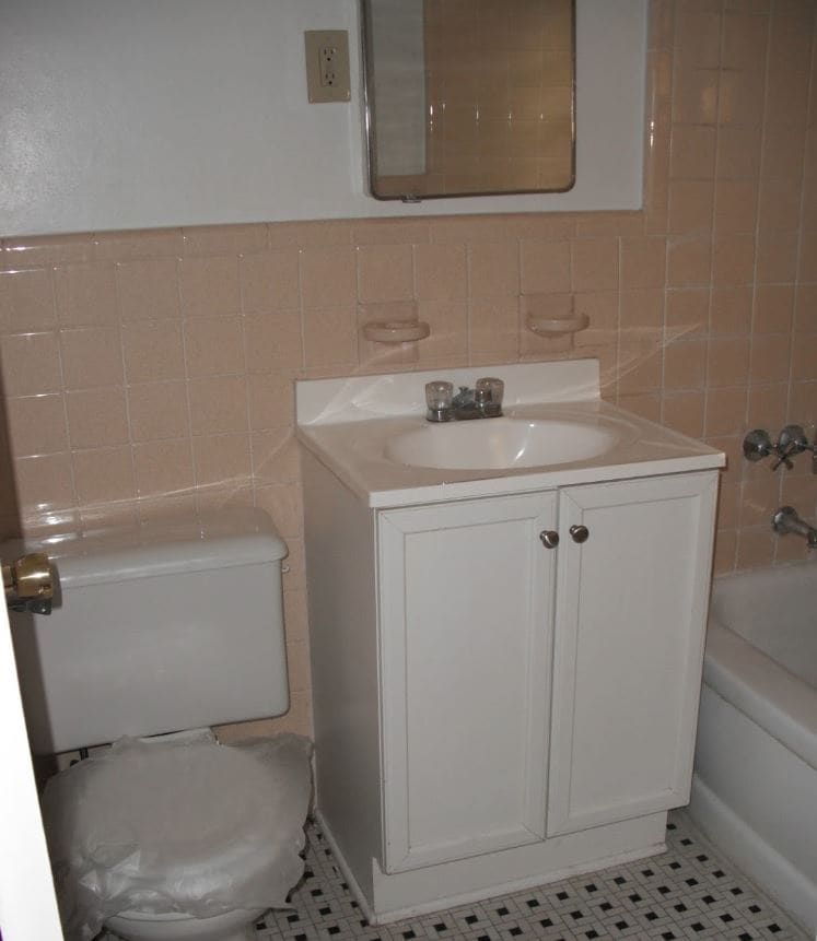 Bathroom - Fairmont Estates