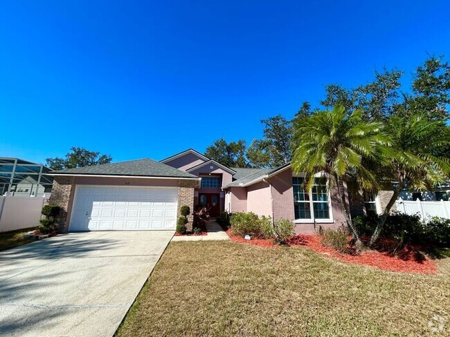 Building Photo - Stunning 4/2 Single Family Home with Pool ...