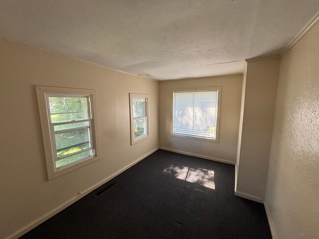 Photo - JC Single Family Home in Convenient Locale