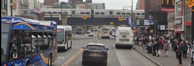 Photo - 144-38 35th Ave Unidad 1C