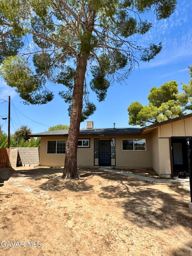Photo - 21325 Bancroft Ct