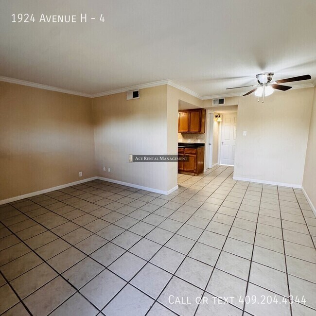 Photo - 1924 Avenue H Unit 4