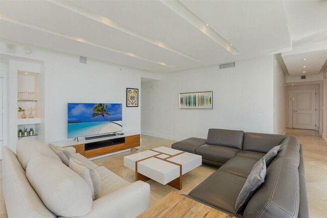 Photo - 3101 S Ocean Dr Unidad 902