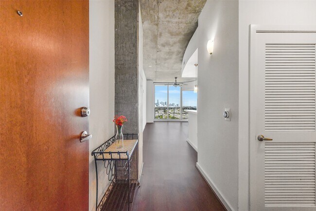 Photo - 5925 Almeda Rd