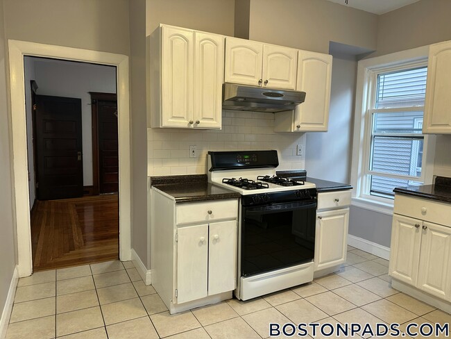 Photo - 51 Bay State Ave Unit 2