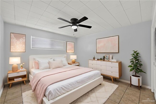 Photo - 15 Valley View Dr Unit B1