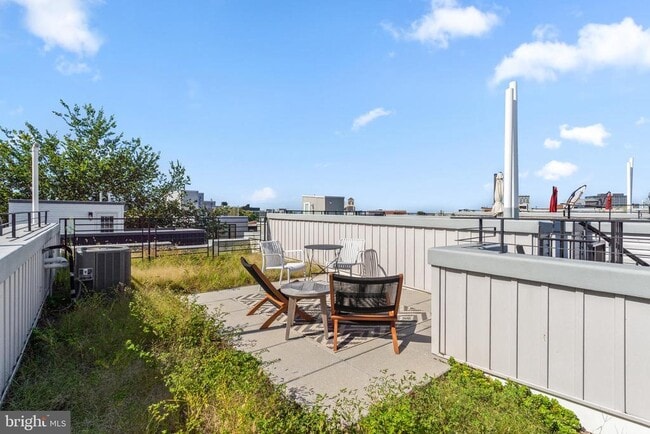 Photo - 815 Perkiomen St