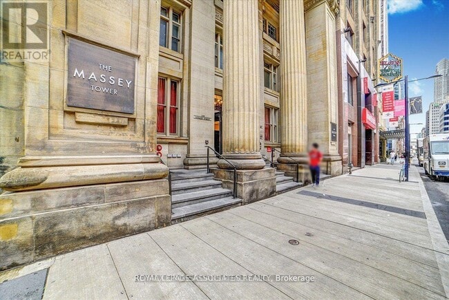 Photo - 197 Yonge St Unit 5214