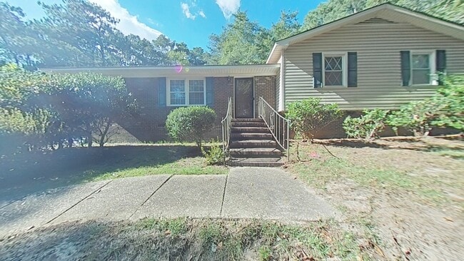Building Photo - 1807 Swann St Rental