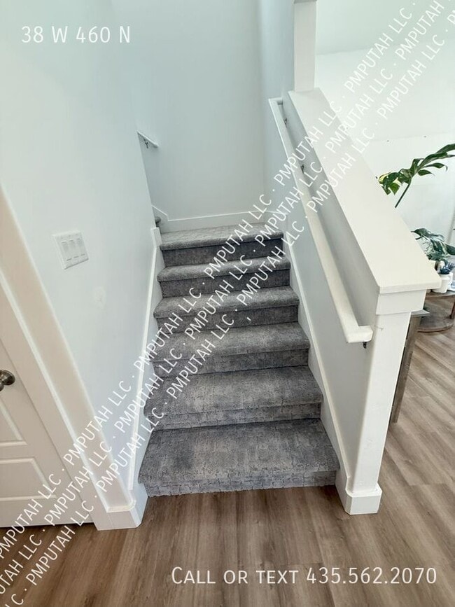 Photo - 38 W 460 N