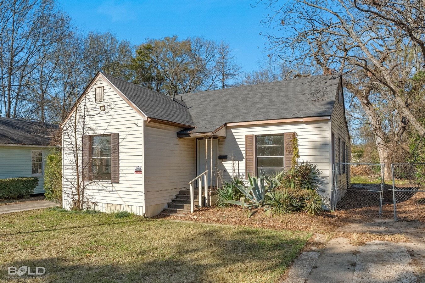 Photo - 2630 Emery St