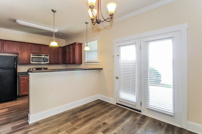 Photo - 41 Highland Forest Cir