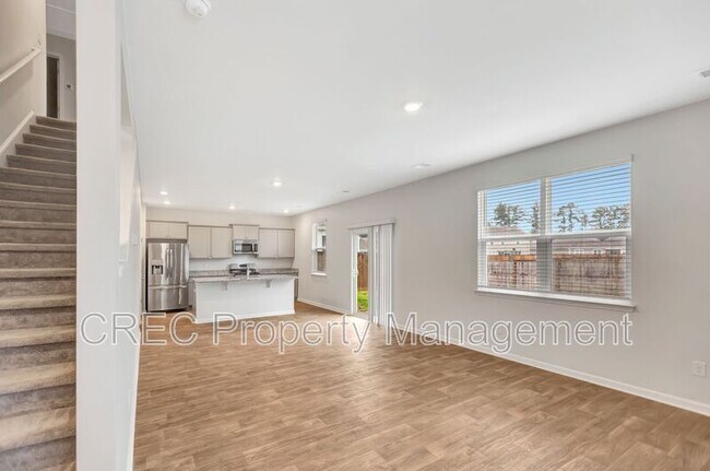 Photo - 575 Wayton Cir