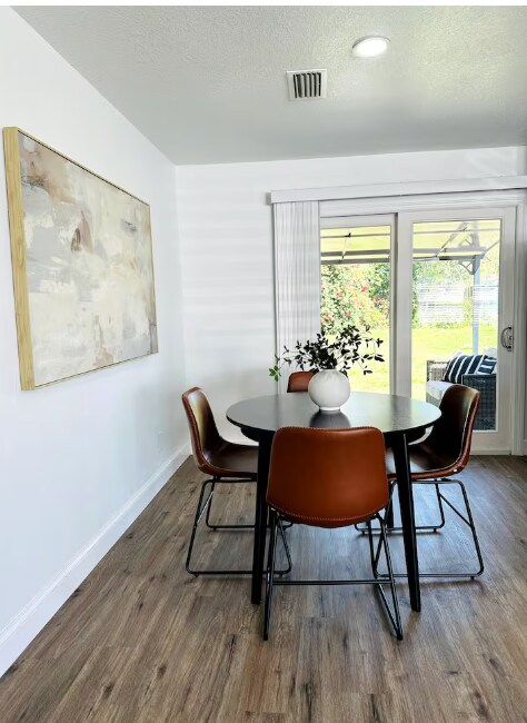 Photo - 401 E Jersey St