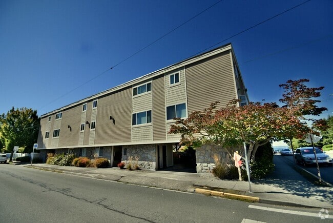 Building Photo - 2Bd/1.5Ba Edmonds Condo Unit 7