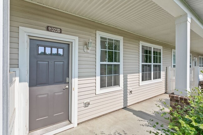 Photo - Freshly Remodeled 3bd 3ba Townhome for Ren...