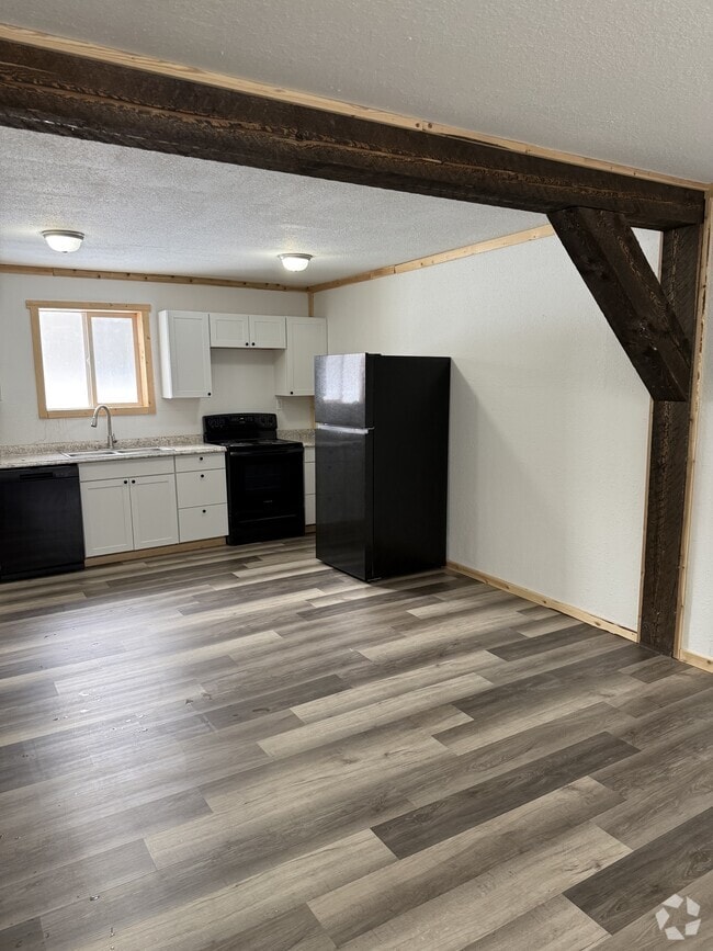 Building Photo - 2881 Elvira Ave Rental