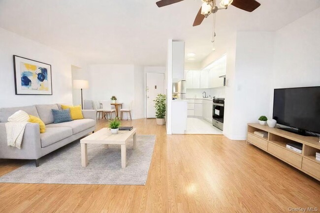 Photo - 136-75 37th Ave Unit 4B