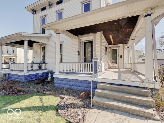 Photo - 345 E King St Unidad 347