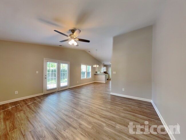Photo - 260 Brookstone Dr