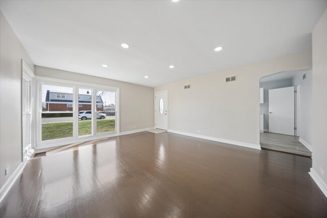 Photo - 7732 S Springfield Ave