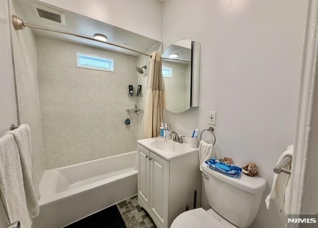 Photo - 616 Frank E Rodgers Blvd N