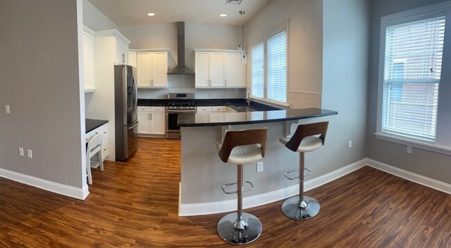 Building Photo - 30 Whistler Ct Unit 126 Rental