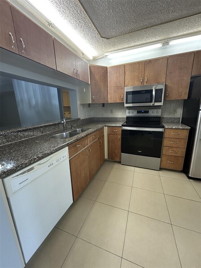 Photo - 3100 NW 42nd Ave Unit D203