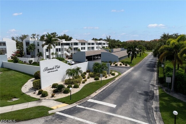 Building Photo - 5959 Winkler Rd Unit 103