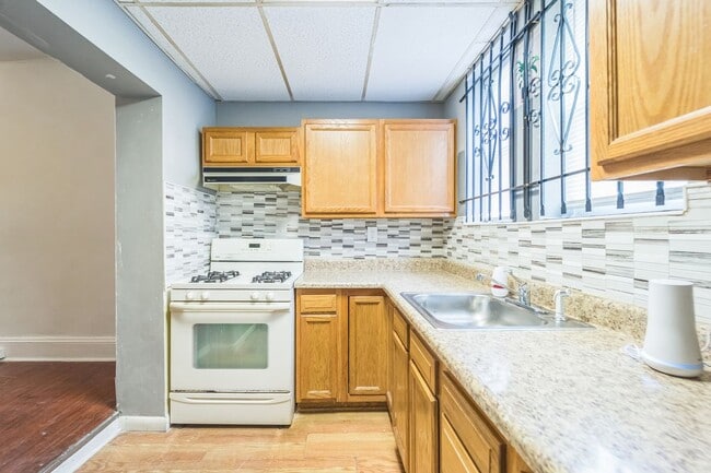 Photo - 3818 Mt Pleasant Ave