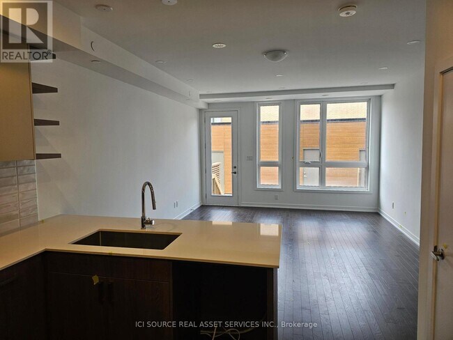 Photo - 70 Grn Gdns Blvd