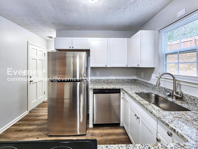 Photo - 2800 Pebblebrook Ct