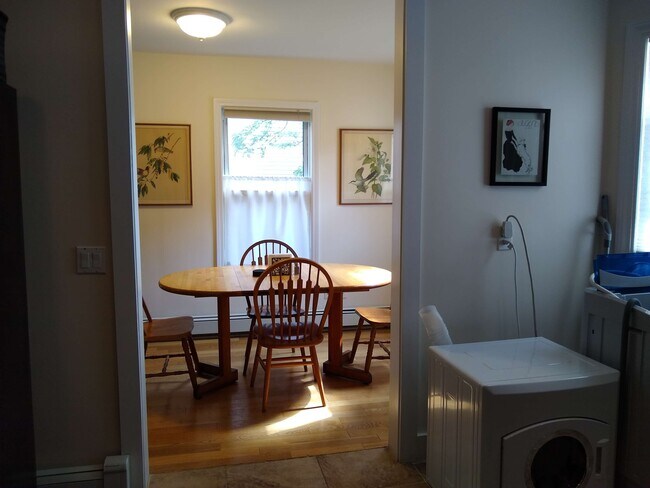 Photo - 14 Fisk Pl Apartments Unit 1