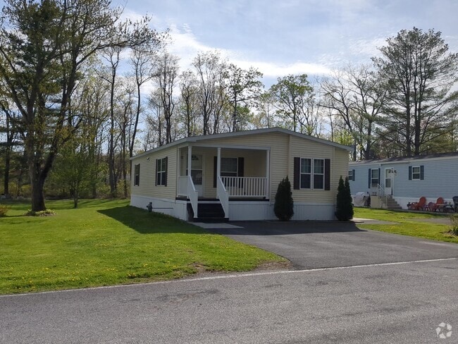 Building Photo - 52 Edgewood Dr Rental