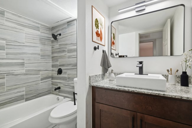 Cross Creek Apartments